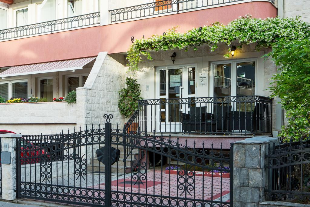 Apartments Ivona บุดวา ภายนอก รูปภาพ